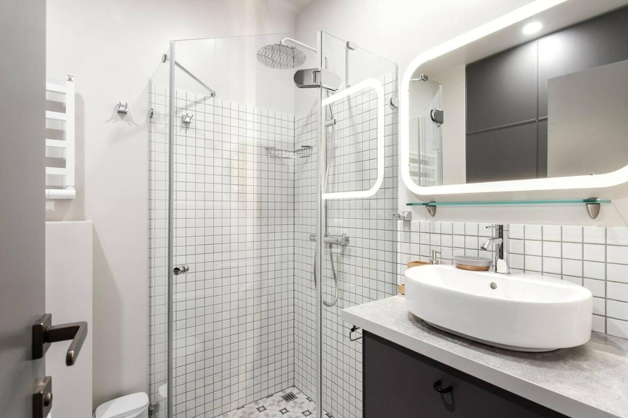 Happy Inn Laime Studio, Self Check-In-24-7, A-C, Parking-In-The-Underground-Garage Vilnius Exterior photo
